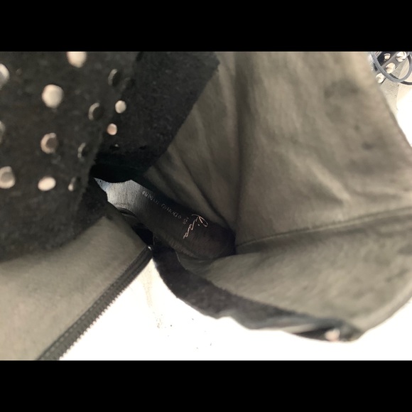 Lisa For Donald J. Pliner Black Boots - Picture 8 of 12